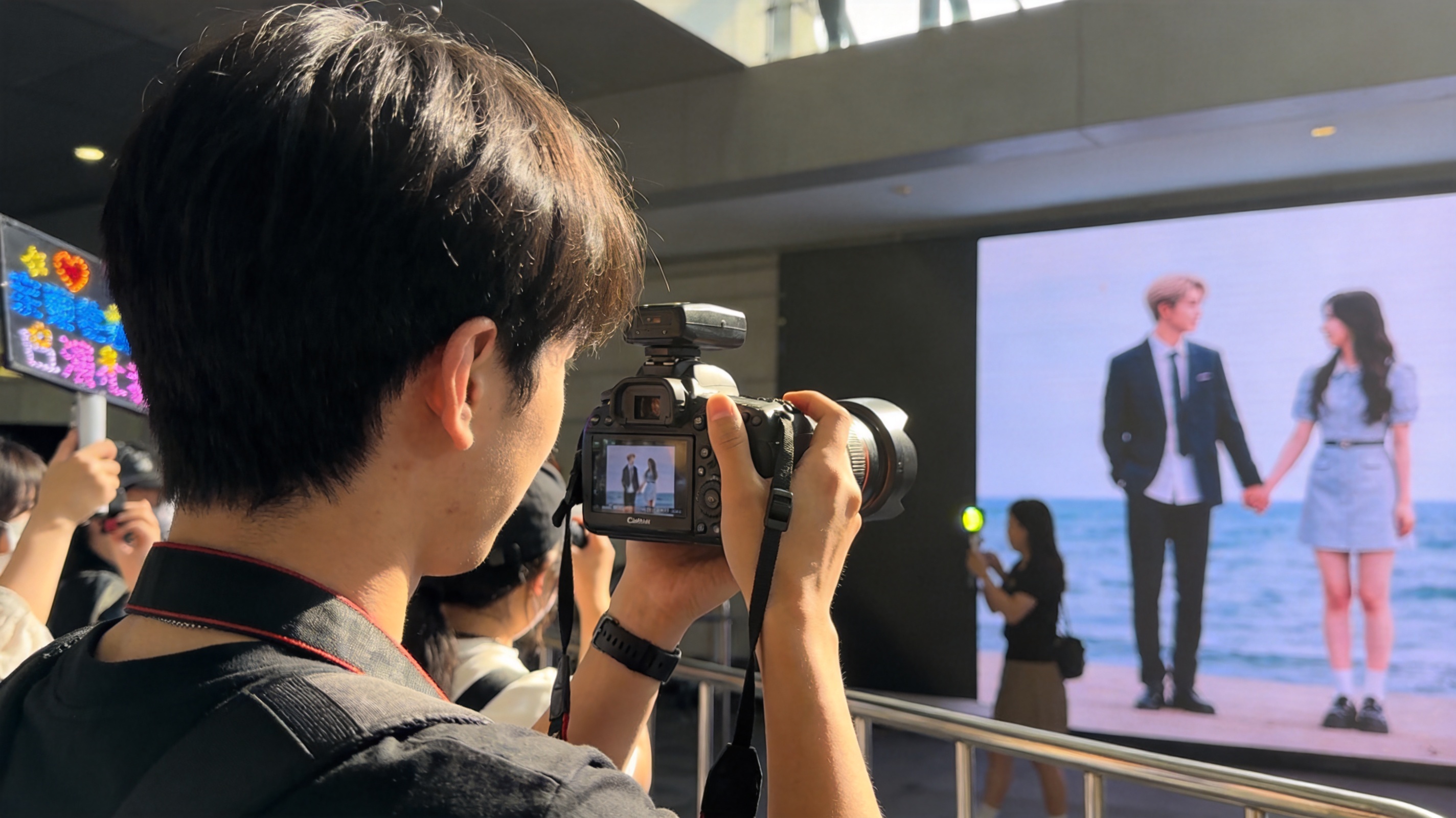 頂流男團(tuán)成員戀情曝光