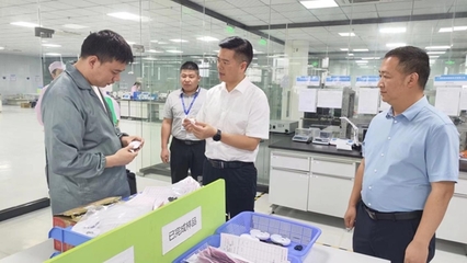 鐘山縣政府與臻業(yè)誠產(chǎn)研院聯(lián)合開展賀州企業(yè)服務調研，助力實體經(jīng)濟新發(fā)展